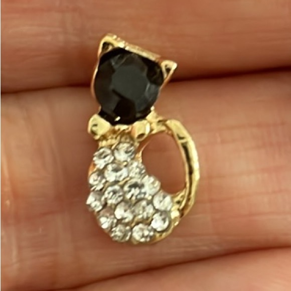 Adorable Cat Earrings - Gold Finish with Black Stone & Rhinestones - Picture 10 of 11